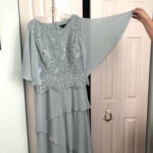 Le Bos Embroidered Sequined Tiered Gown Dress Size 14